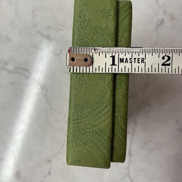 Gucci Green Damask Embossed Cardboard Mini Empty Box Only L 5"x W 3.5"x H 1.2" - Picture 6 of 6